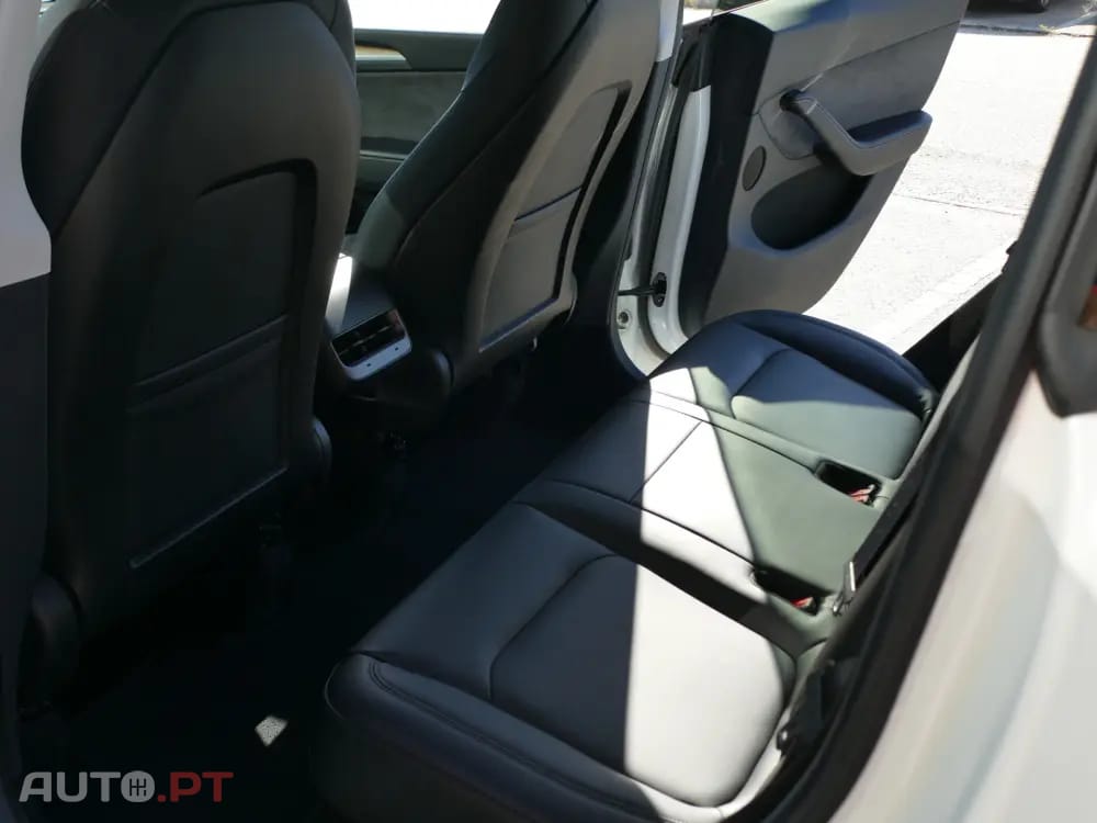 Tesla Model Y Tração Traseira