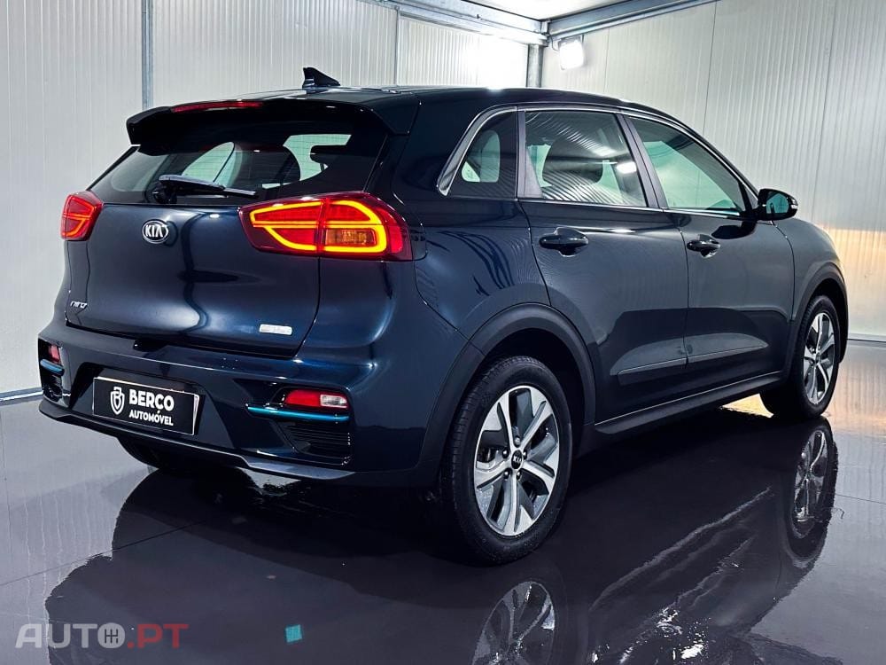 Kia Niro 64kWh Premium Pack