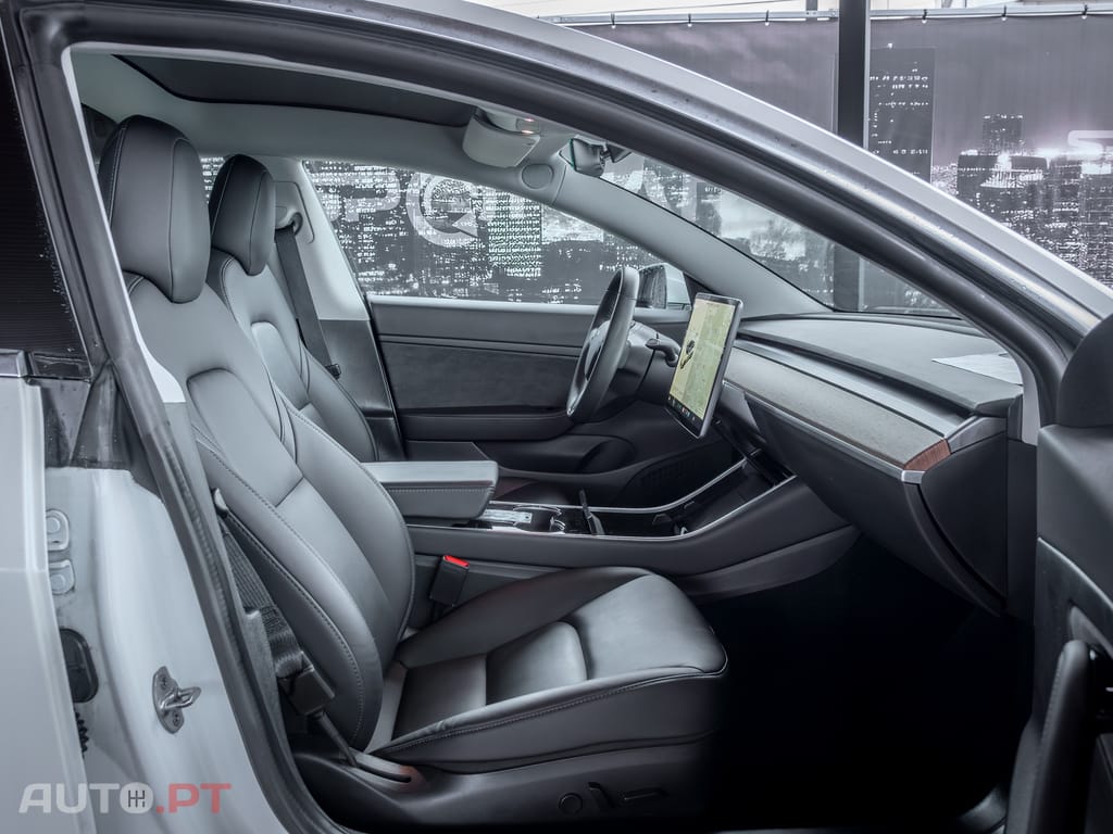 Tesla Model 3 Standard RWD Plus