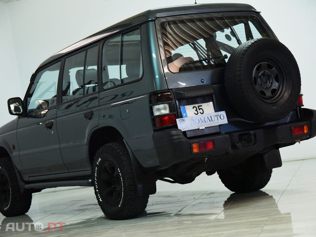 Mitsubishi Pajero 2.5TD GLX LONGO 7L