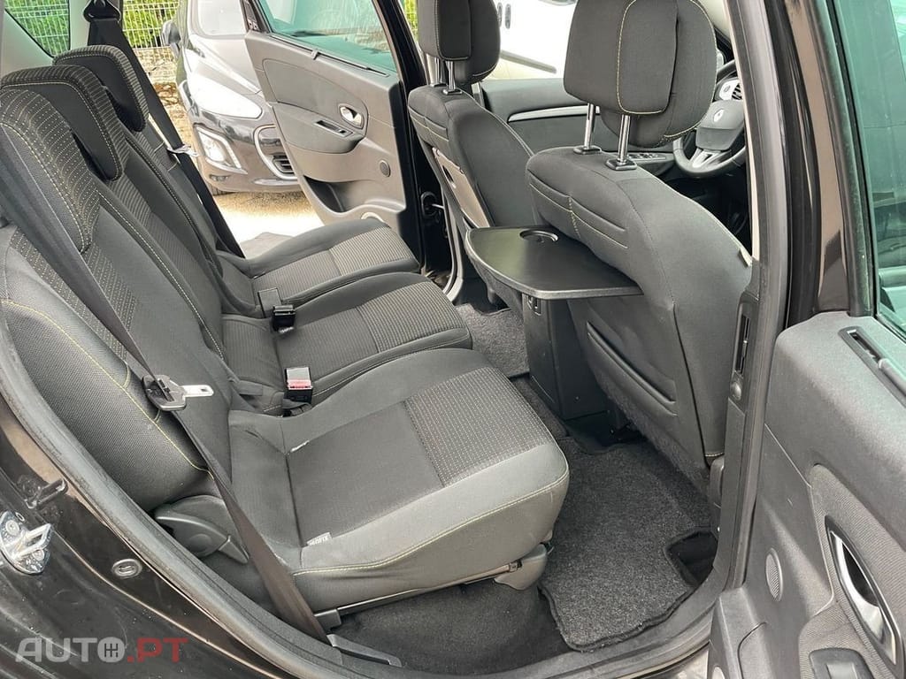 Renault Scénic 1.5 dCi Dynamique S EDC