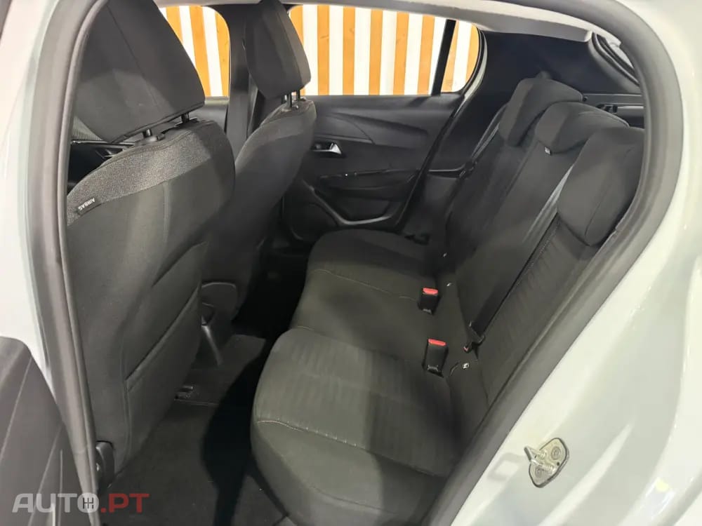 Peugeot 208 1.2 PureTech Active Pack