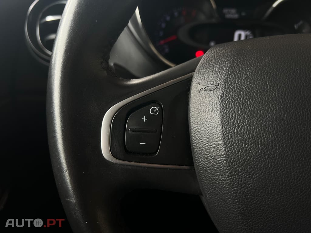 Renault Captur 1.2 TCe Exclusive EDC
