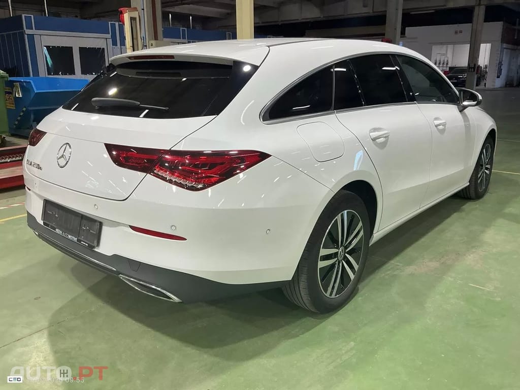 Mercedes-Benz CLA 250 e 8G-DCT Progressive Line Advanced