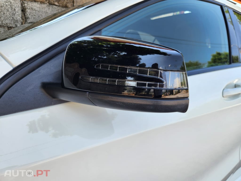 Mercedes-Benz A 180 d 7G-DCT AMG Line