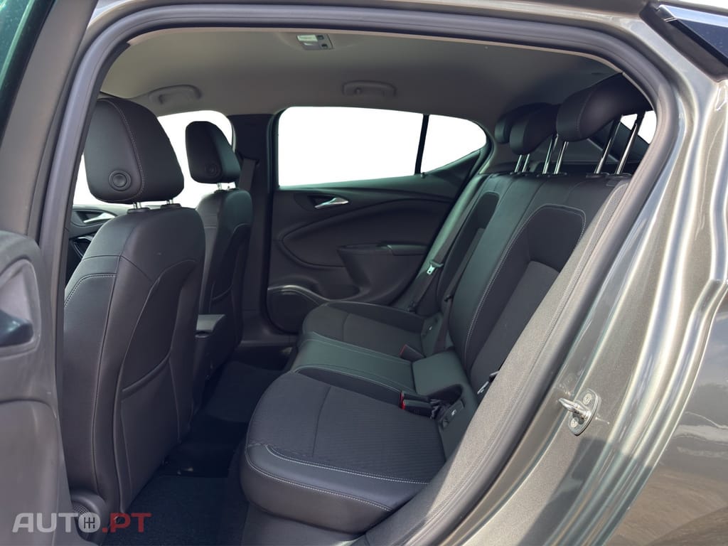Opel Astra 1.6 CDTI Innovation S/S