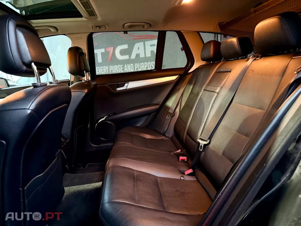 Mercedes-Benz C 220 d Avantgarde — fotografia 11