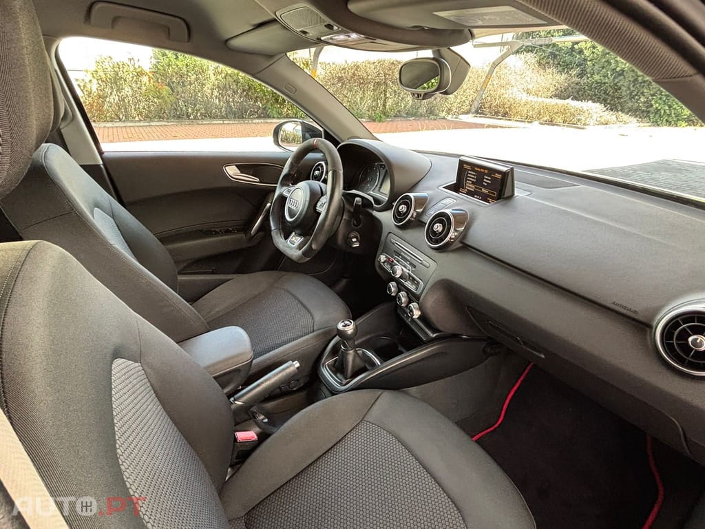 Audi A1 1.6 TDI S-line