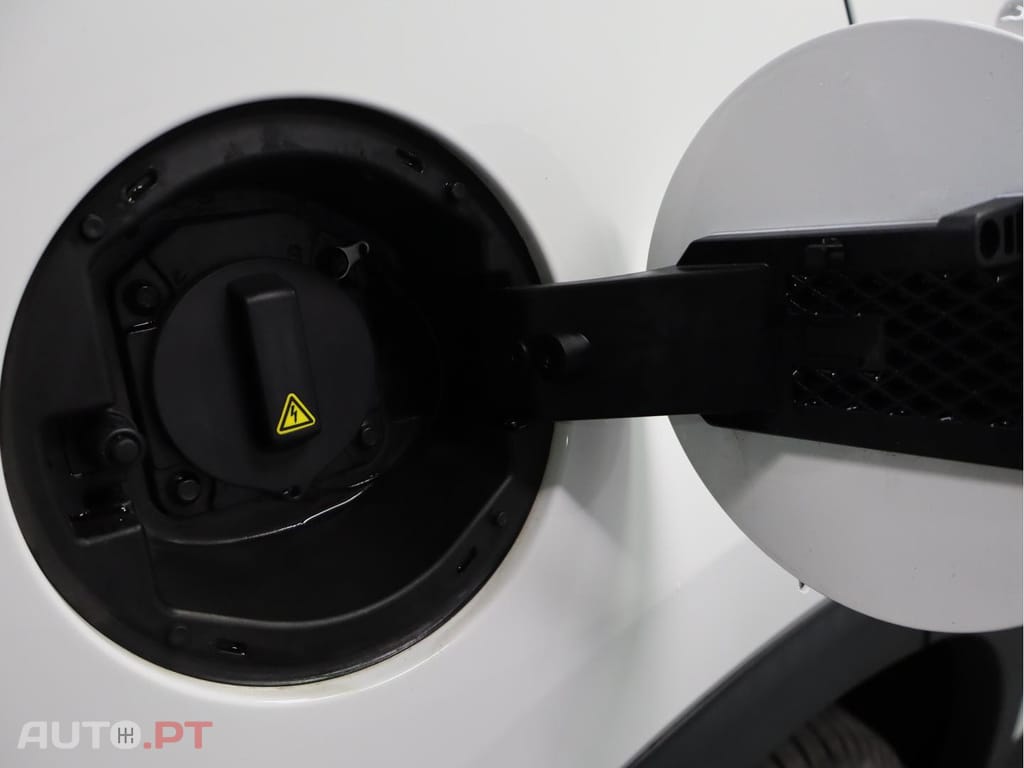 MG EHS 1.5 T-GDI Plug-in Hybrid Luxury