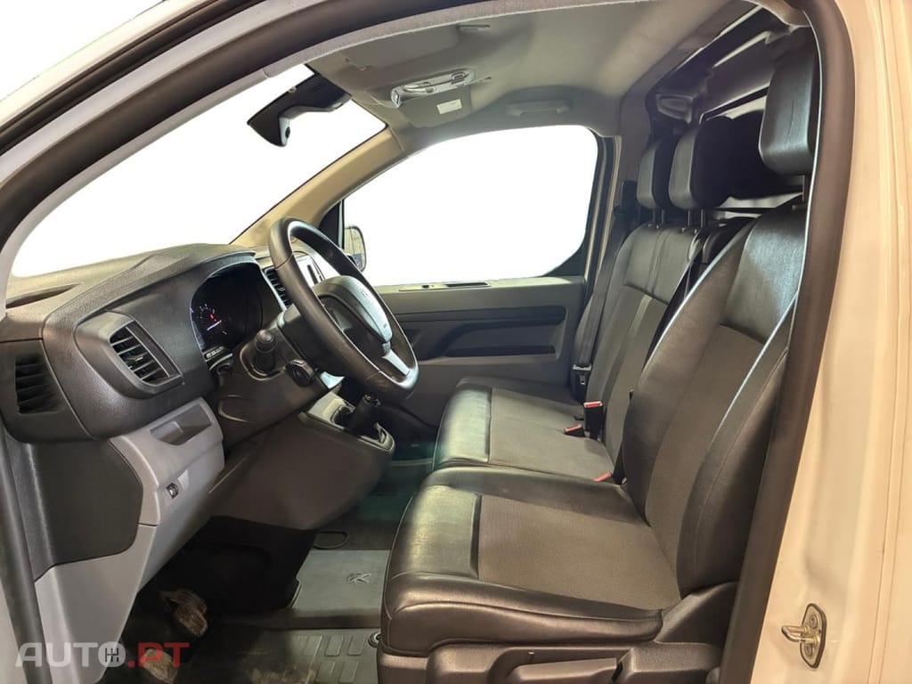 Peugeot Expert 1.5 BlueHDi Standard Premium Pack