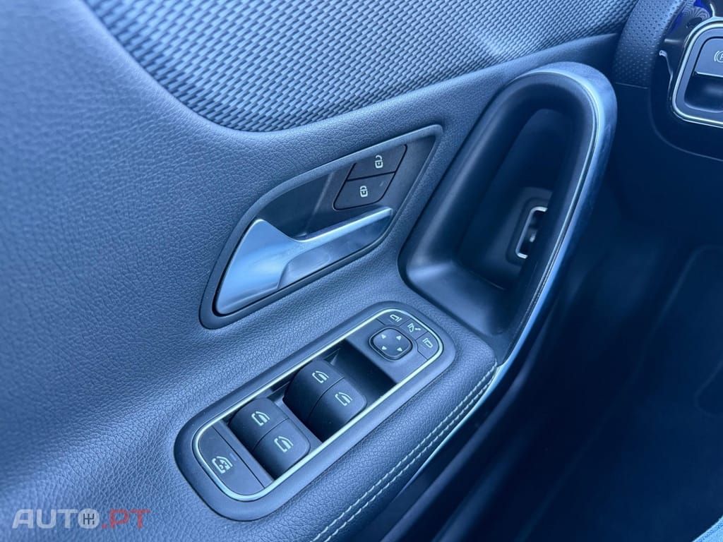 Mercedes-Benz CLA 250 e 8G-DCT Progressive Line Advanced