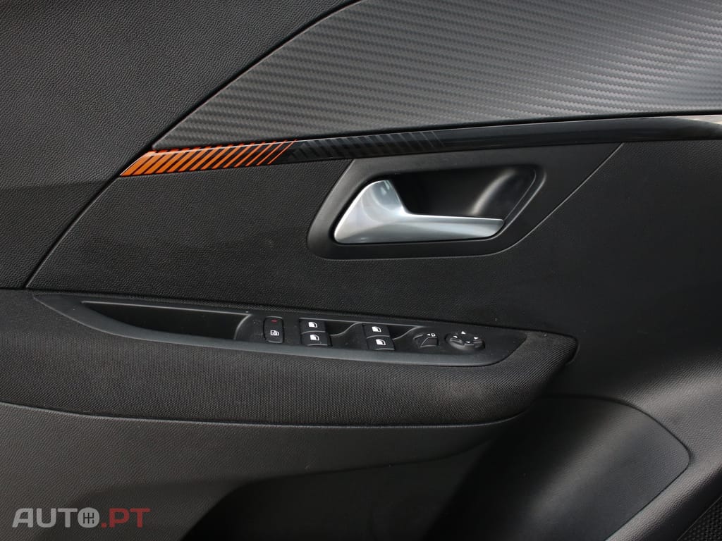 Peugeot E-208 50 kWh Allure