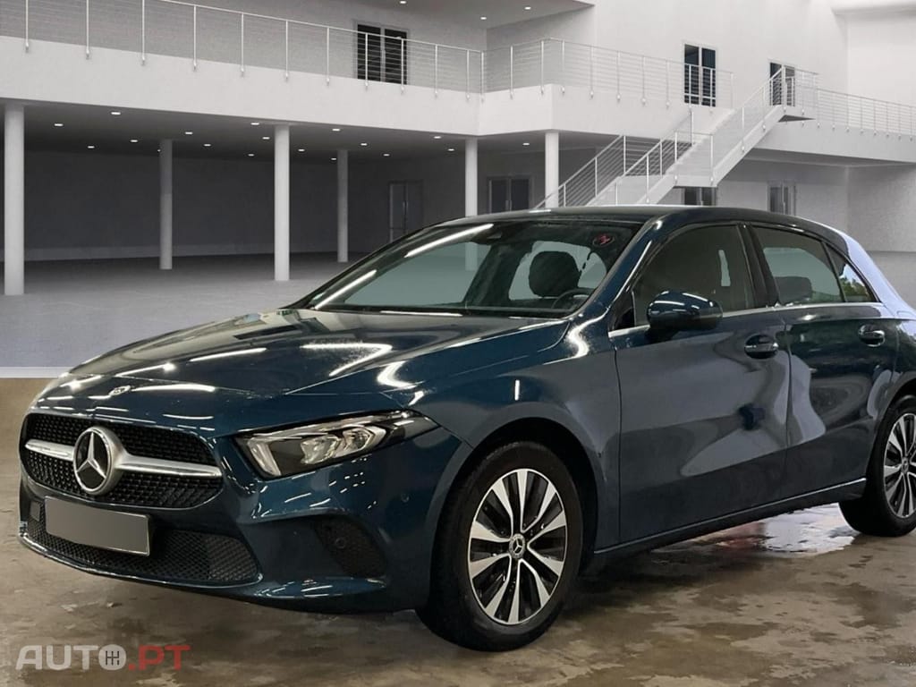 Mercedes-Benz A 250 e Style Plus