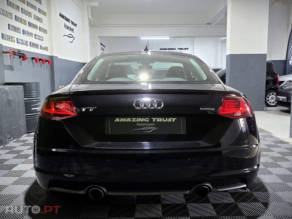 Audi TT 2.0 TFSI quattro S-line S tronic