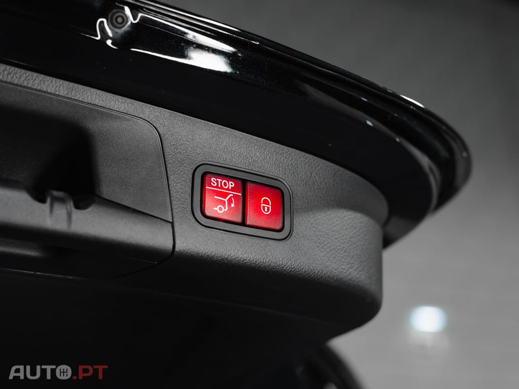 Mercedes-Benz GLA 250 e 8G-DCT AMG Line