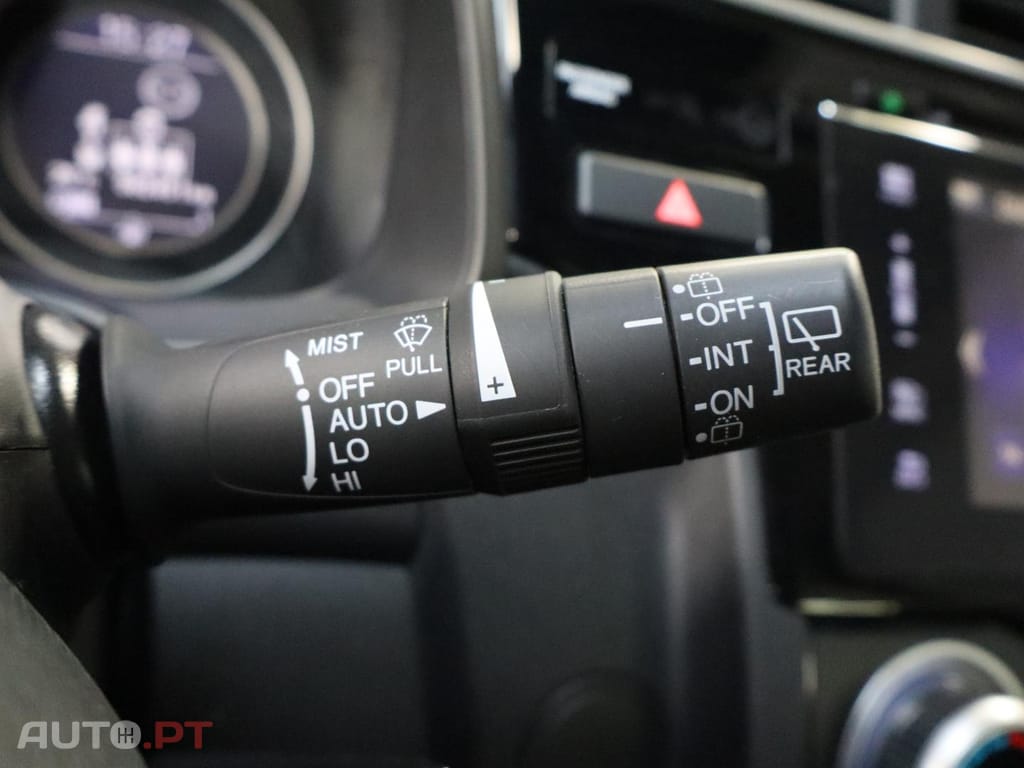 Honda Jazz 1.3 i-VTEC CVT ELEGANCE