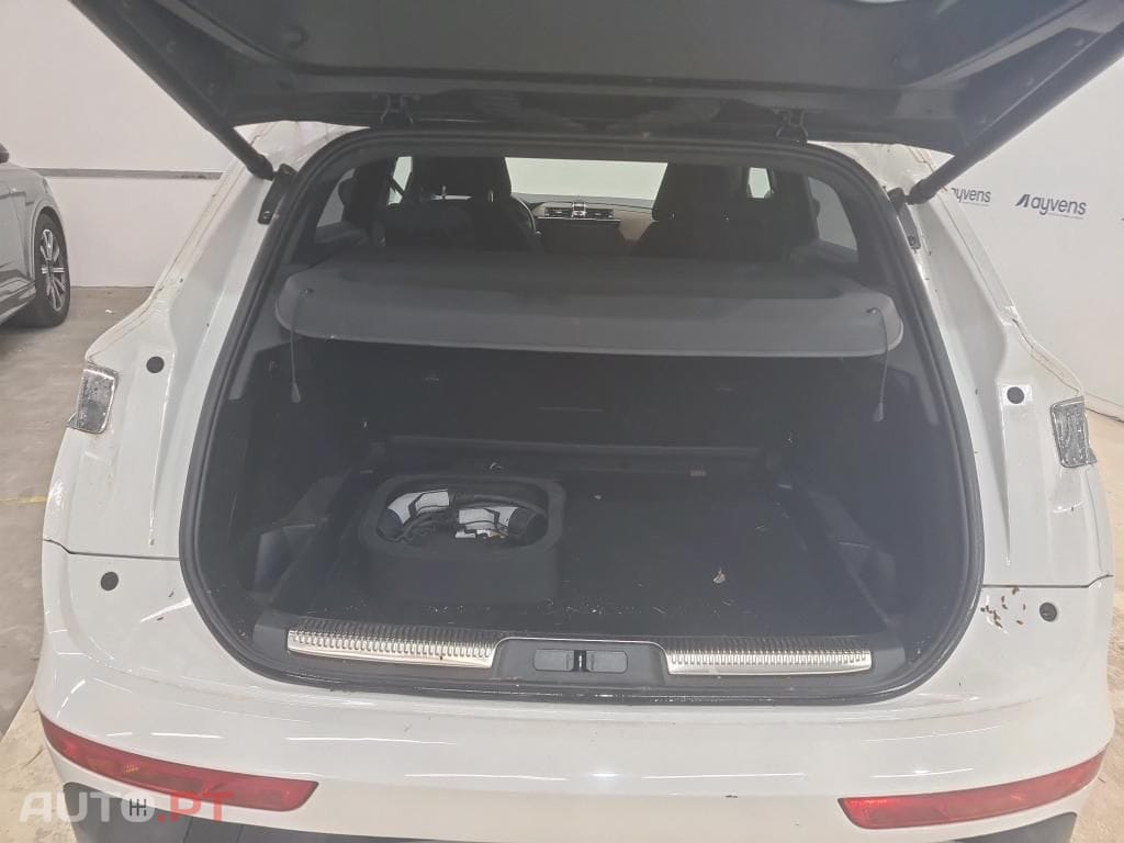 DS DS7 Crossback E-Tense Bastille+ EAT8