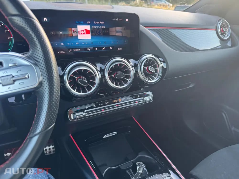 Mercedes-Benz GLA 250 e AMG Line
