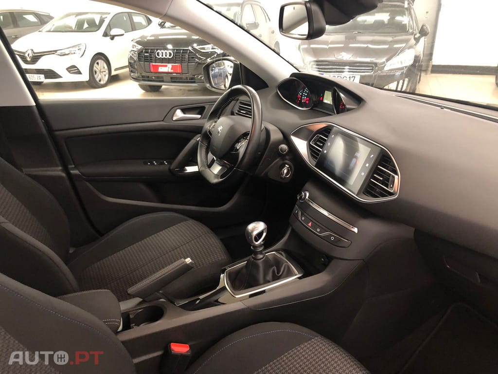 Peugeot 308 1.2 PureTech Access