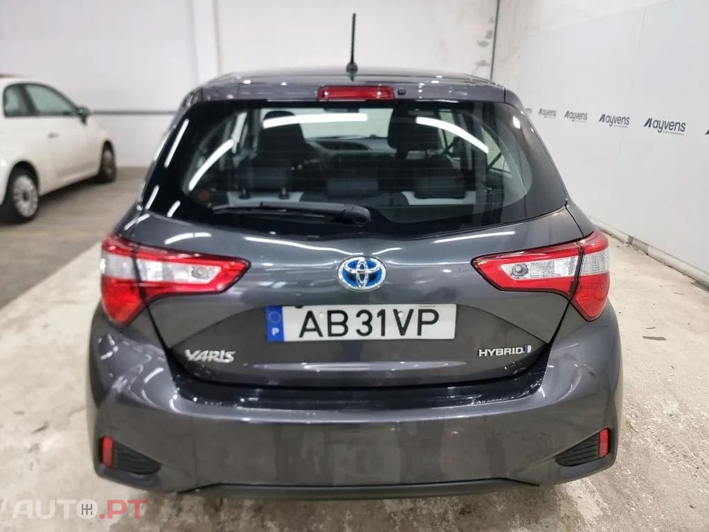 Toyota Yaris 1.5 HSD Comfort
