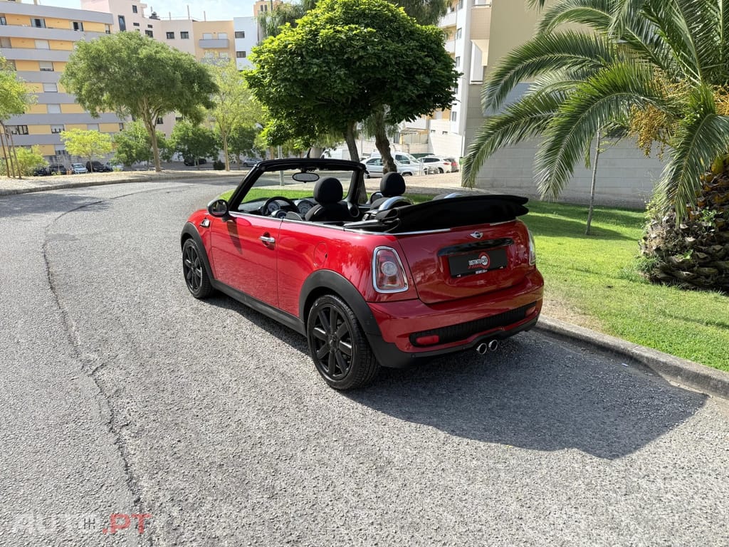 MINI Cabrio Cooper S
