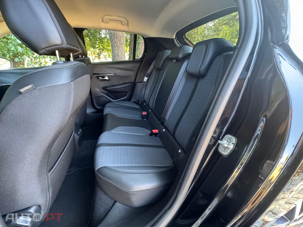Peugeot 208 1.2 PureTech Allure