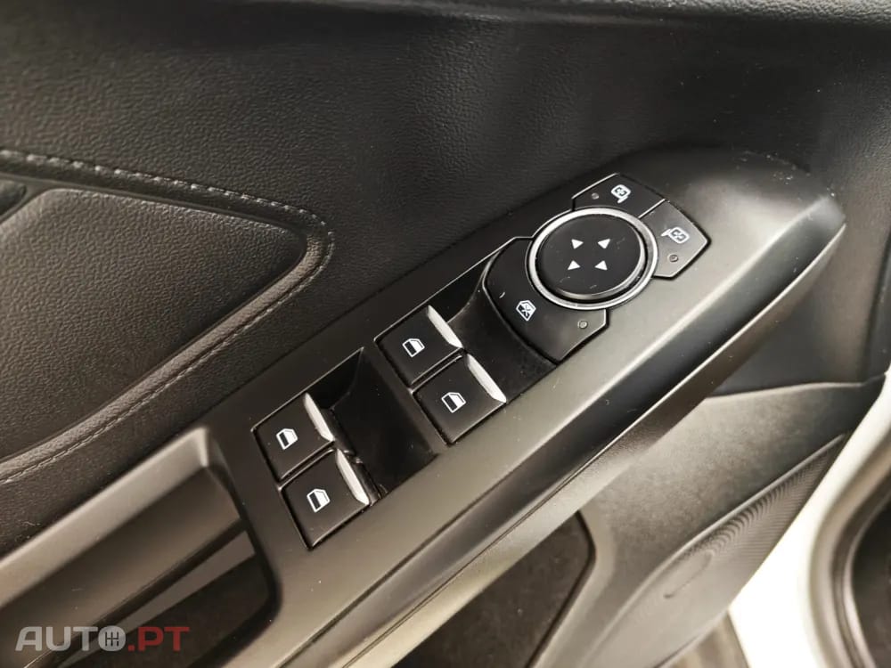 Ford Focus SW 1.0 EcoBoost MHEV Connected