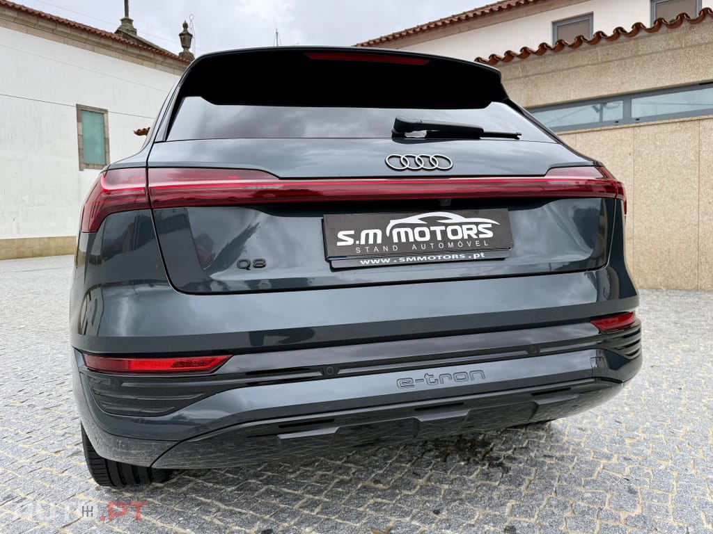 Audi Q8 E-Tron 55 quattro Advanced