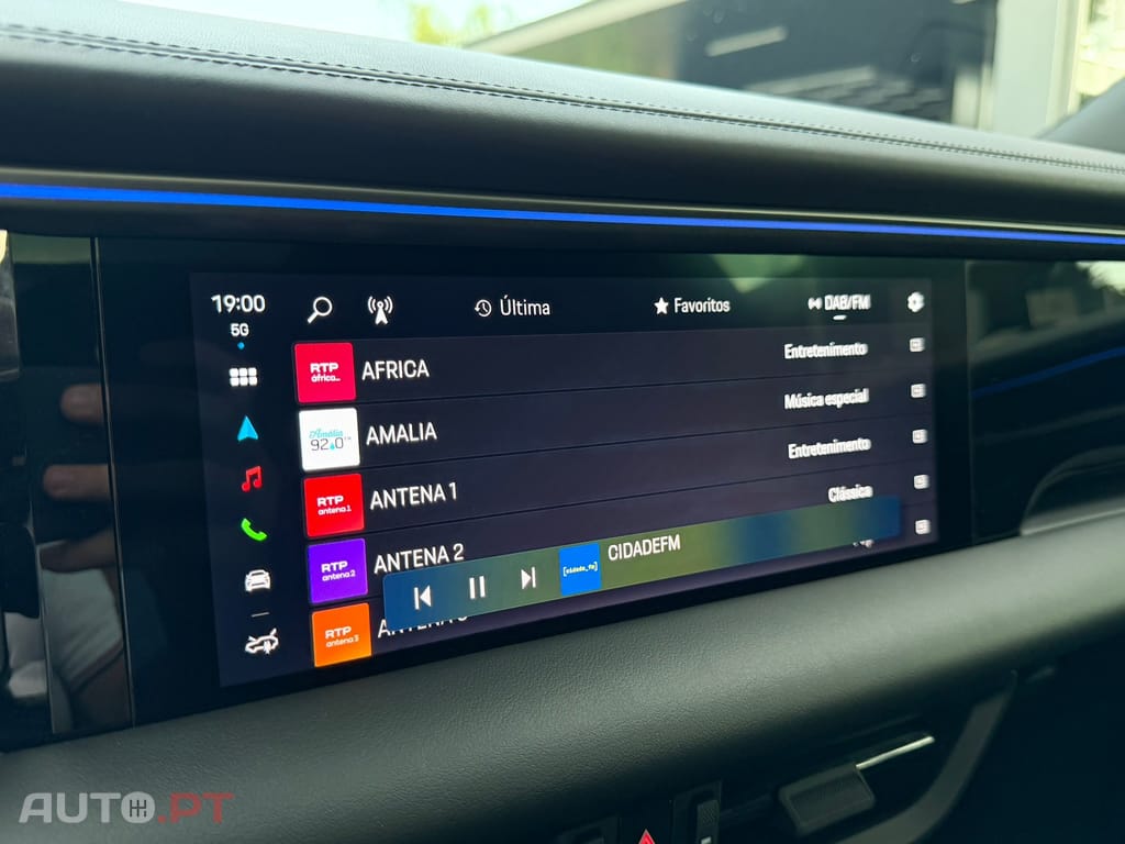 Porsche Macan Electric 4