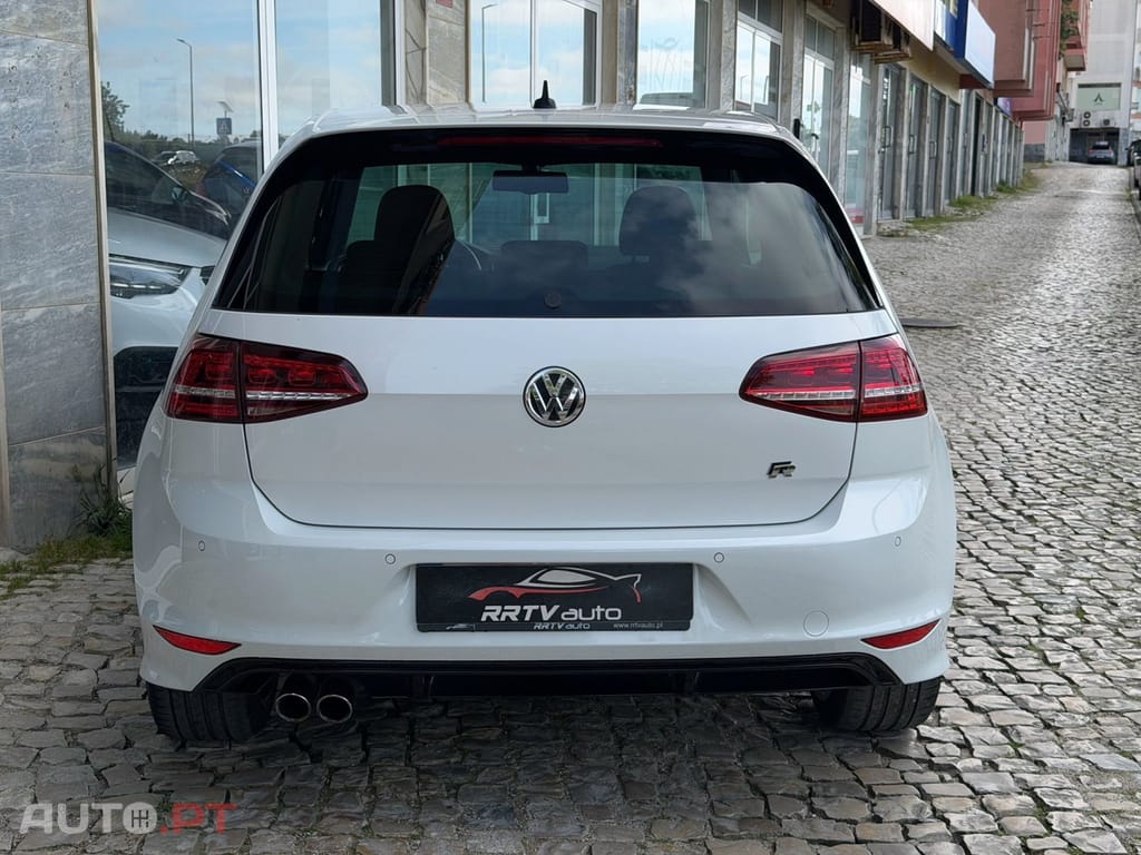 Volkswagen Golf 2.0 TDi Highline