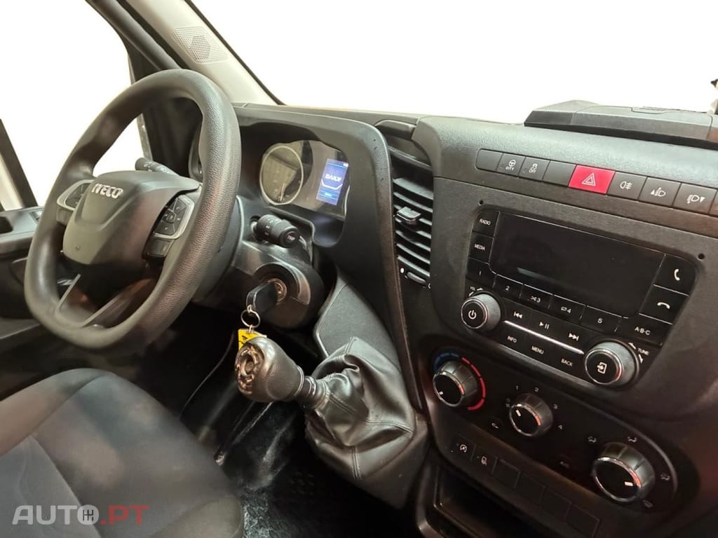 Iveco Daily 2.3 35S14 L5H2 18m3
