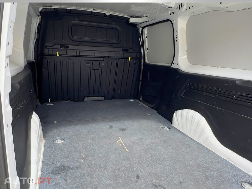 Peugeot Partner 1.5 BlueHDi Avantage Edition Longa