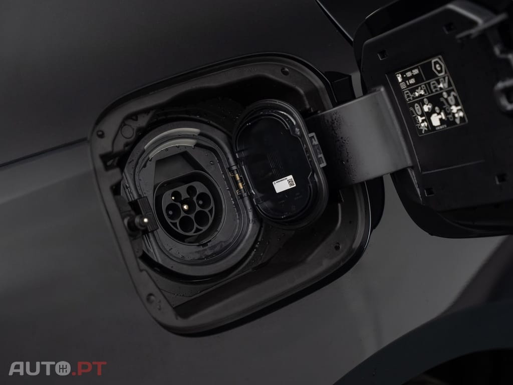 Mercedes-Benz A 250 e