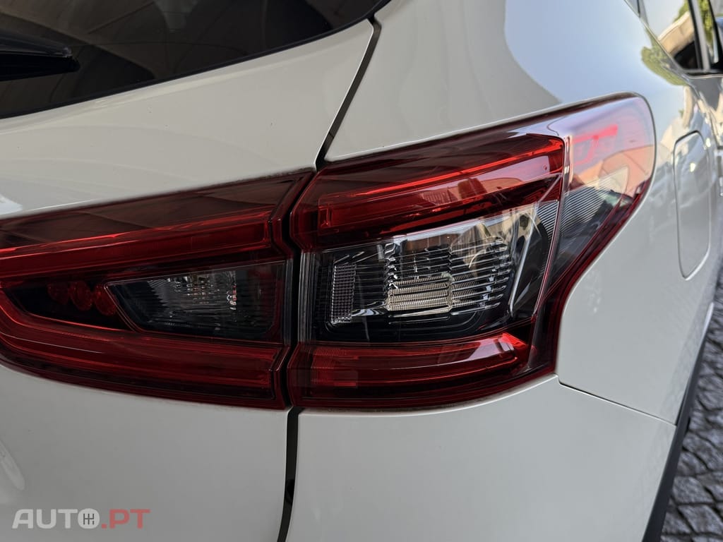Nissan Qashqai 1.2 DIG-T N-Connecta