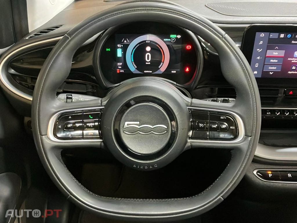 Fiat 500e Icon Plus 42 KWh