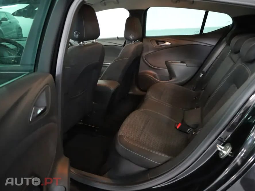 Opel Astra 1.7 CDTI Executive Start/Stop