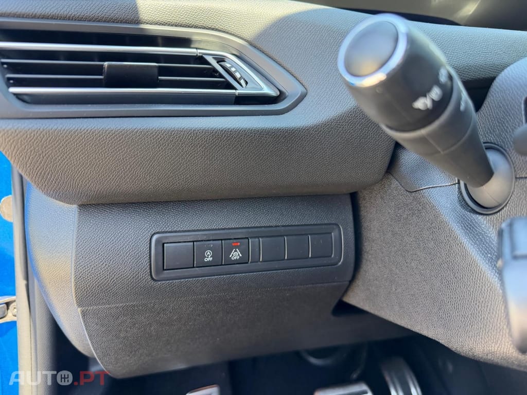 Peugeot 308 1.2 PureTech Allure Full LED EAT8