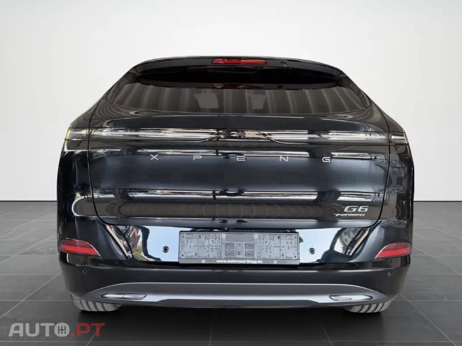 XPeng G6 80.8 kWh AWD Performance + Gancho de Reboque