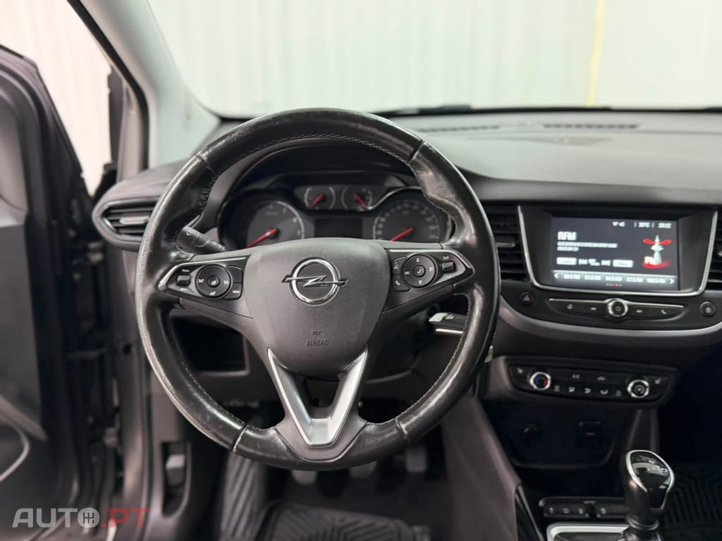 Opel Crossland 1.2 T Business