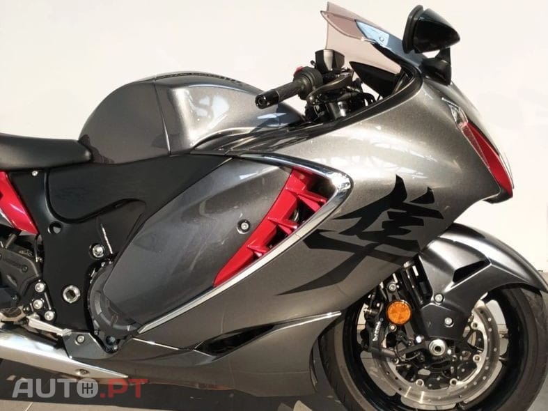 Suzuki Hayabusa GSX-R 1300