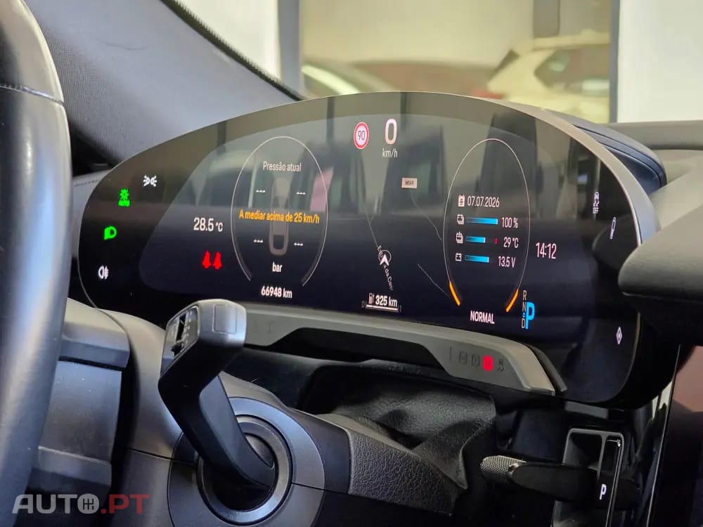 Porsche Taycan 4