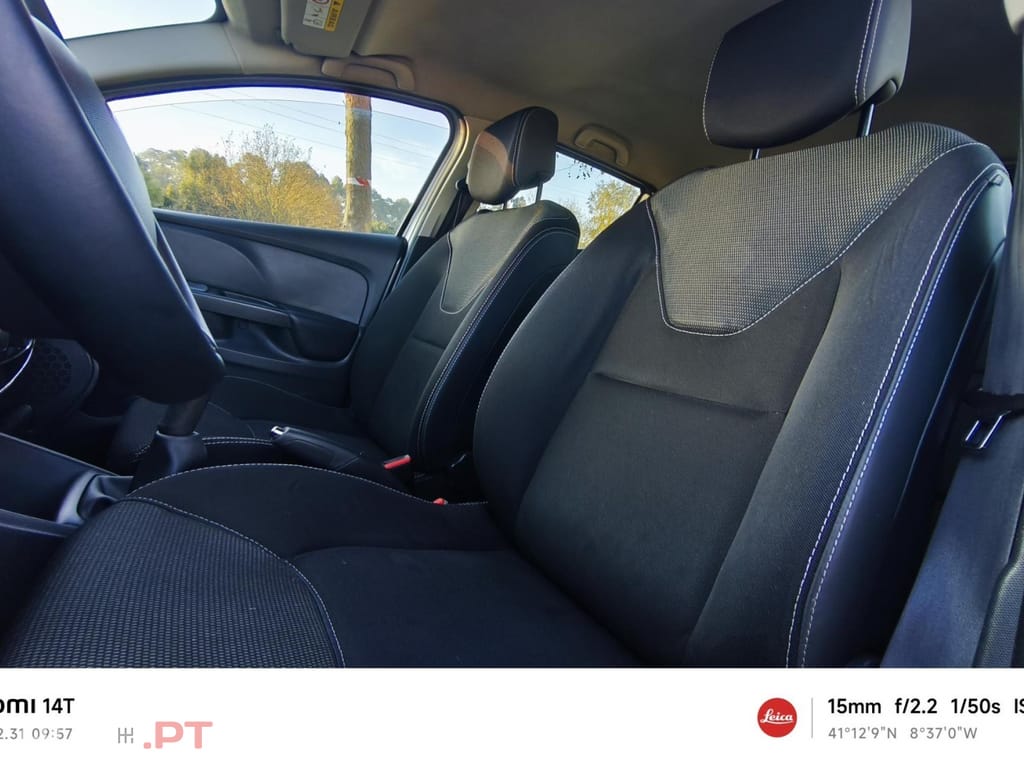 Renault Clio 1.2 16V 75 Collection