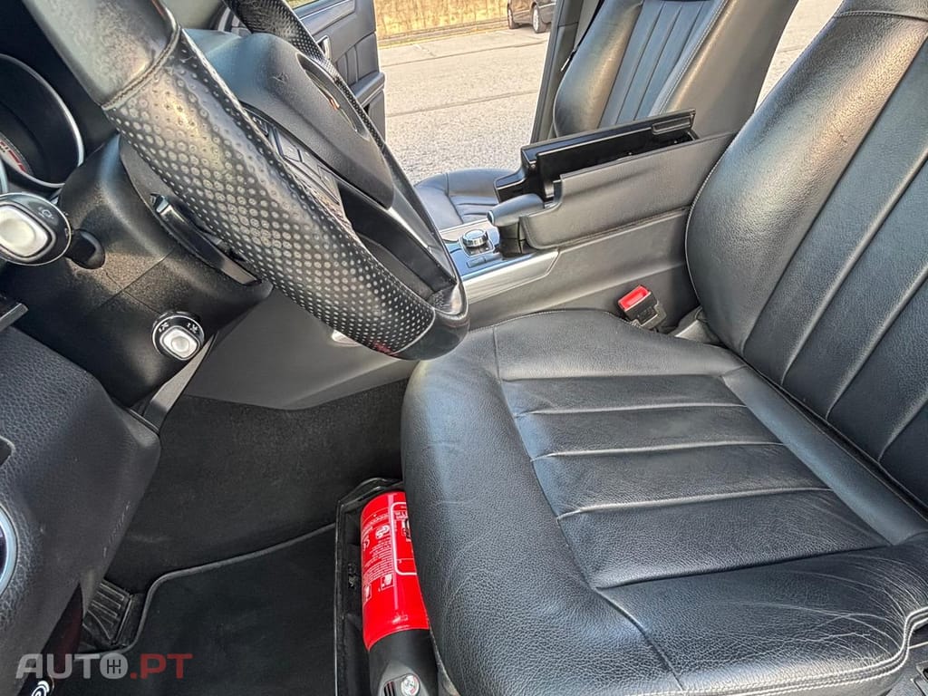 Mercedes-Benz E 300 Bluetec Hybrid Avantgarde