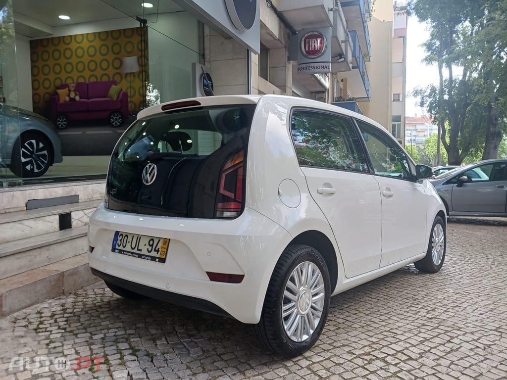 Volkswagen Up! 1.0 BMT Move Auto