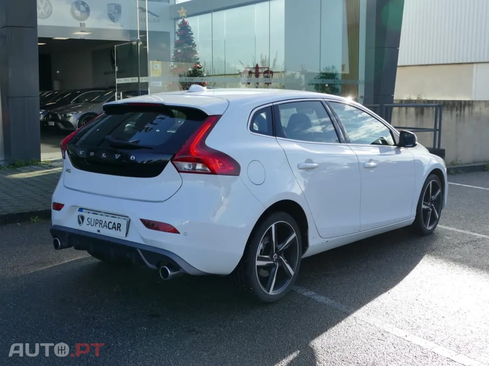 Volvo V40 2.0 D2 R-Design