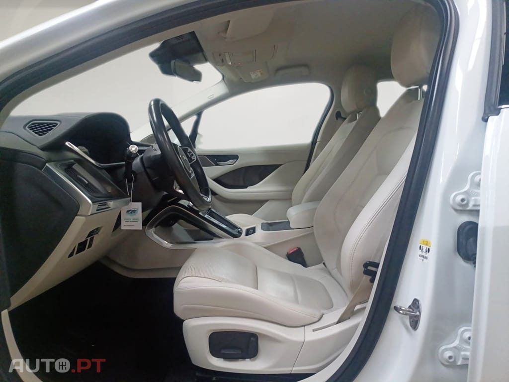 Jaguar I-Pace EV400 AWD SE