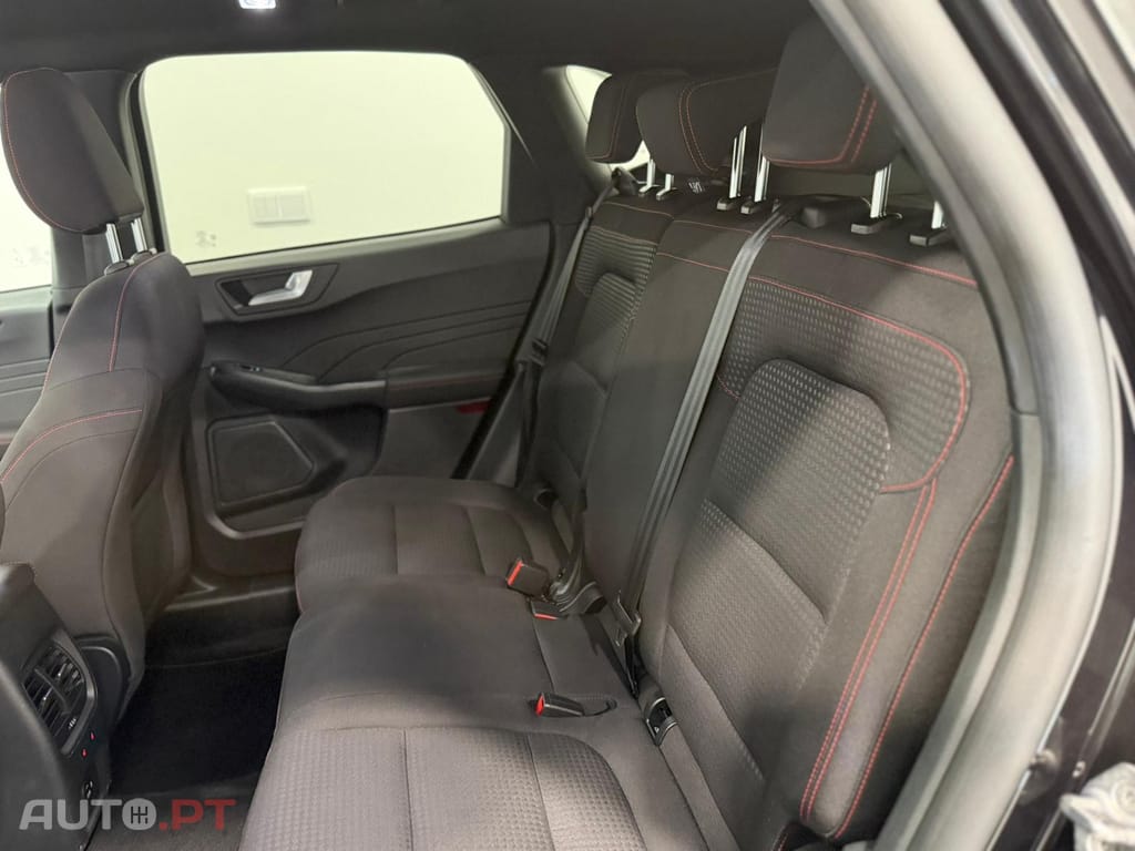 Ford Kuga 1.5 EcoBoost ST-Line