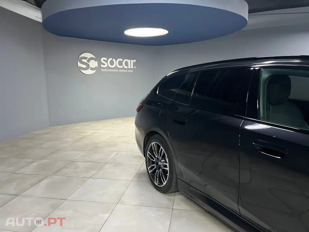 BMW 530 e Pack Desportivo M