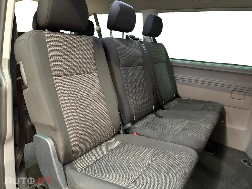 Volkswagen Caravelle 2.0 TDI Comfortline DSG