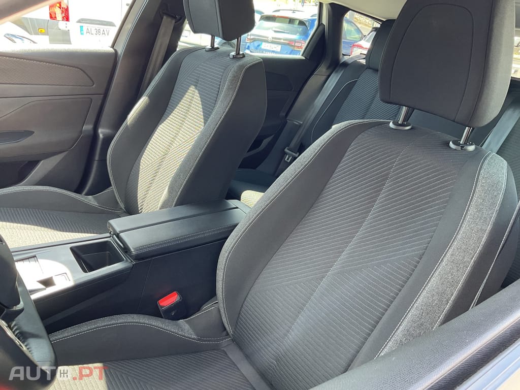 Peugeot 308 1.5 BlueHDi Active Pack EAT8